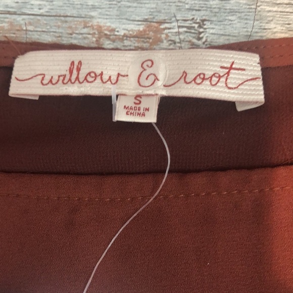 Willow & Root Long Sleeve Cold Shoulder Top NWT Small - Picture 4 of 10